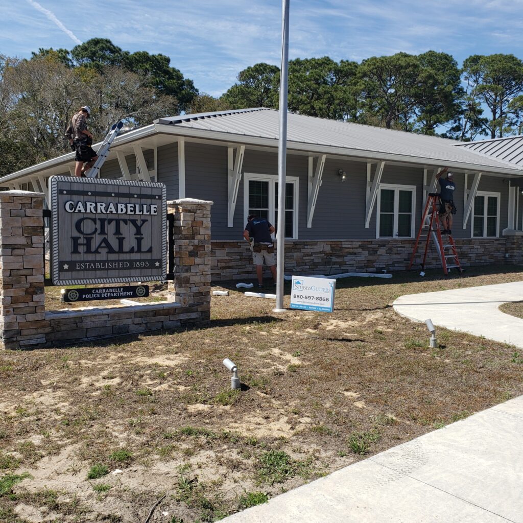 Carrabelle City Hall- 6" gutters and screen guards.